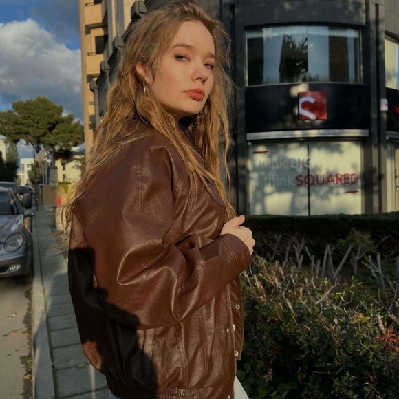 Jacket - Picture 4 of 7